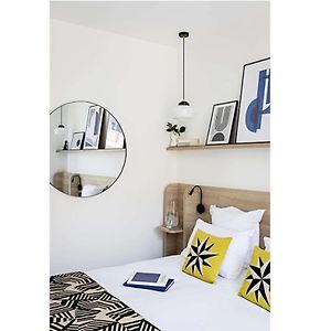 Superior  Queen Room Mobility accessible